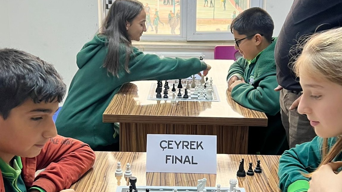 Okulumuzda Satranç Turnuvası Çeyrek Finali yapıldı.